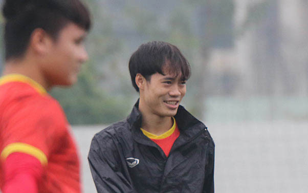 Ai là phương án B nếu Văn Toàn, Hoàng Đức không kịp thi đấu cho đội tuyển Việt Nam?